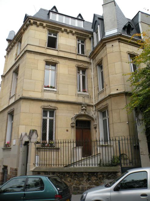  Maison où vécut Jean Paulhan, de 1940 à sa mort en 1968